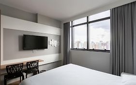 Studio Premium Batel - HSB007